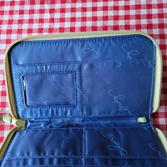 Vera Bradley Green and Blue Floral Quilted Wallet - Picture 5 of 6